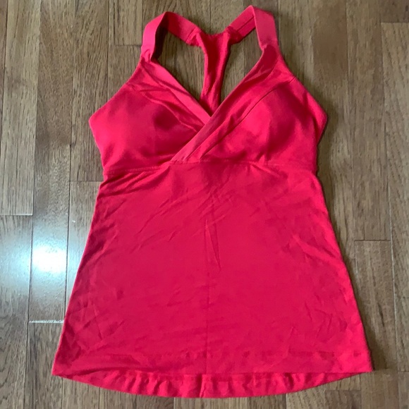 lululemon athletica Tops - Lulu tank top size 6